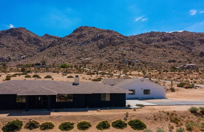 @ Marbella Lane - Zen-like Ambiance 3BR Home in JT - Photo 31