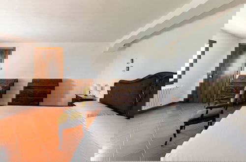 Foto 2 - Comfortable House - Garden and Parking