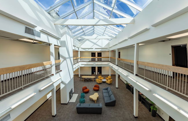 Brewster Hall - Foto 12