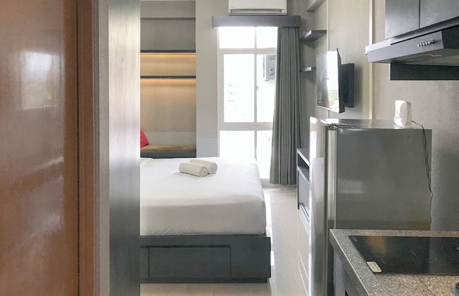 Minimalist And Cozy Studio Bale Hinggil Apartment - Foto 8