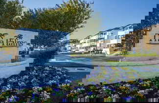 Foto 1 - Palm Drive 36501 #1201