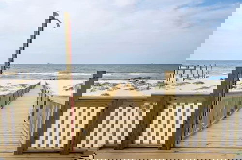 Foto 7 - Beachfront 9bed Easybreezy West