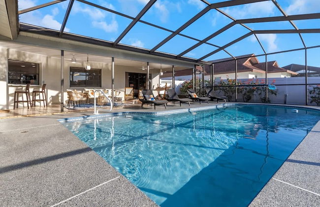 Fun Family-friendly Modern Beach Home With Pool - Foto 1