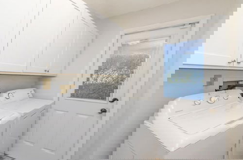 Photo 13 - Fun Family-friendly Modern Beach Home With Pool