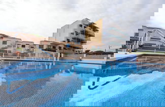 Foto 1 - Apartment With Community Pool for 4 People - Riells Area