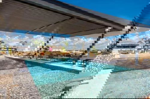 Foto 16 - 2 Br. With Rooftop Pool and Stunning Ocean View