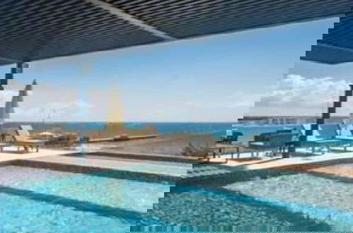 Foto 15 - 2 Br. With Rooftop Pool and Stunning Ocean View