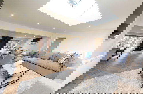Foto 1 - Beautiful 4-bed Close to South Downs Goodwood