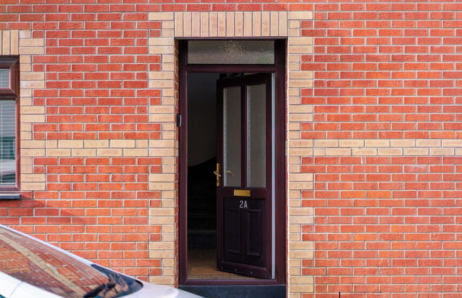 2 Bed House Close to Cardiff City Centre - Foto 1
