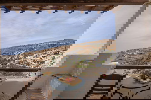 Foto 16 - By The Stone Tinos