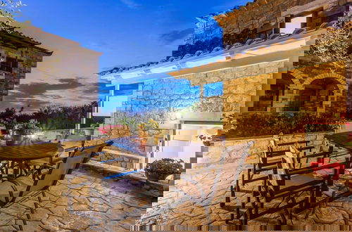 Photo 1 - Mani s Aura Seaside-enchanting Stone Gem