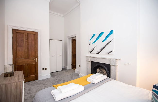 The Montague - Photo 10