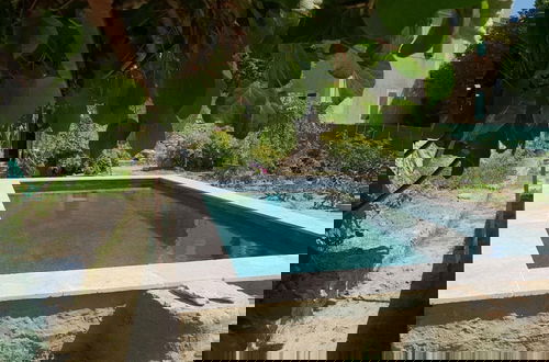 Foto 11 - Charming Provencal Holiday Home With Garden