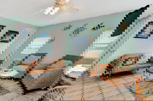 Foto 12 - The Seashell Suite w Private Balcony Walk 2 Beach