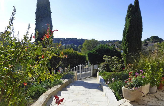 Holiday Cottage With Private Terrace, Bellegarde - Foto 35