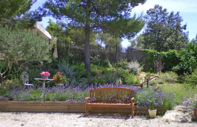 Holiday Cottage With Private Terrace, Bellegarde - Foto 31