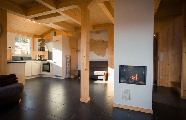 Spacious Chalet With hot tub - Photo 10