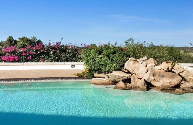 Appartamento con 2 camere da letto a Arzachena con piscina e giardino - Foto 23