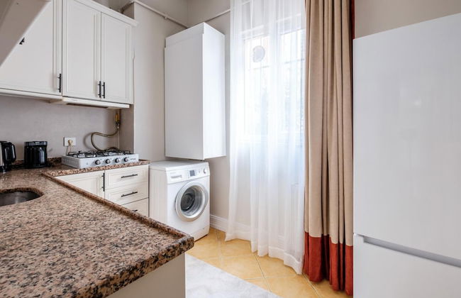 Chic Modern Flat w Balcony 5 min to Taksim - Foto 13