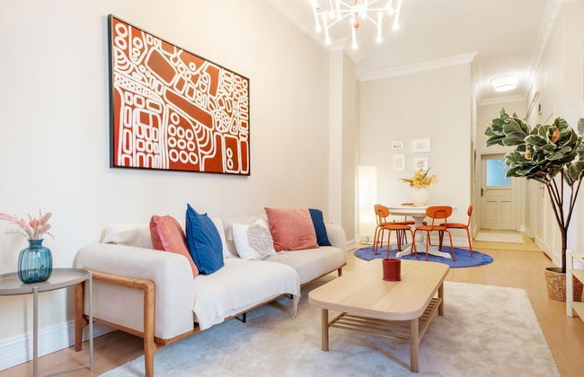Chic Modern Flat w Balcony 5 min to Taksim - Foto 9