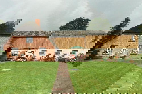 Photo 25 - Holiday Home in Westerhever With Garden