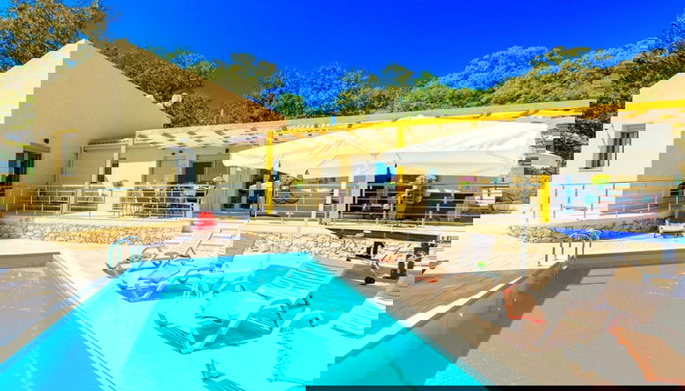 Foto 1 - Villa Trules With Private Swimming Pool