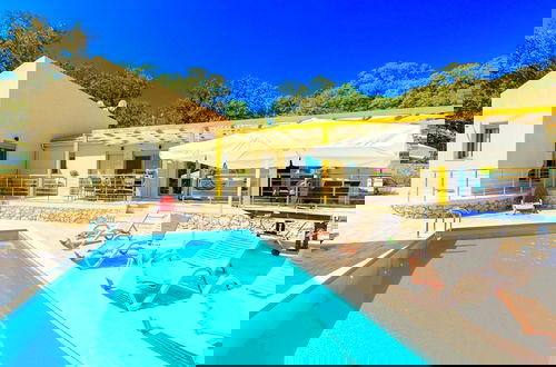 Foto 1 - Villa Trules With Private Swimming Pool