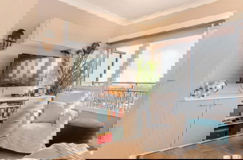 Foto 1 - Bright Studio Near the Beach