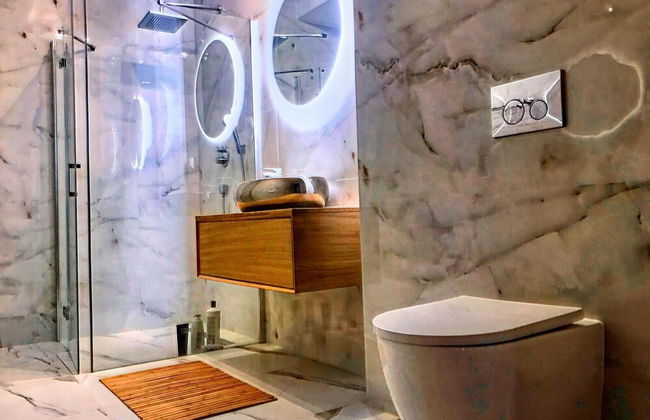 House With a Private Swimming Pool and Sauna - Photo 6