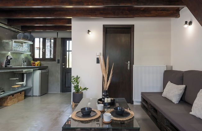 Eightyfour Living - Photo 10