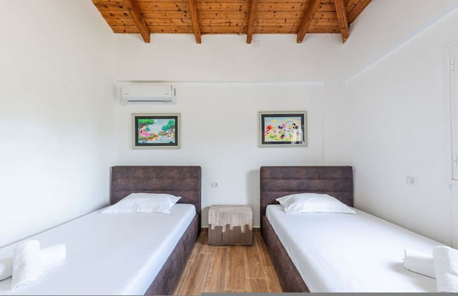 Siar The Small Villa - Photo 36
