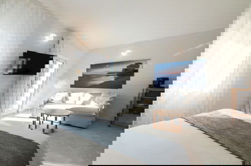 Photo 21 - Alaxia Luxury Appartments