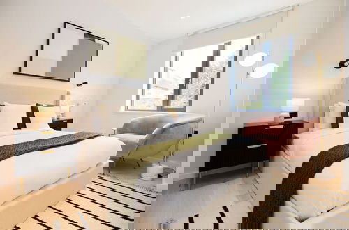 Foto 4 - The Brondesbury Place - Bright 2bdr Flat With Balcony Parking