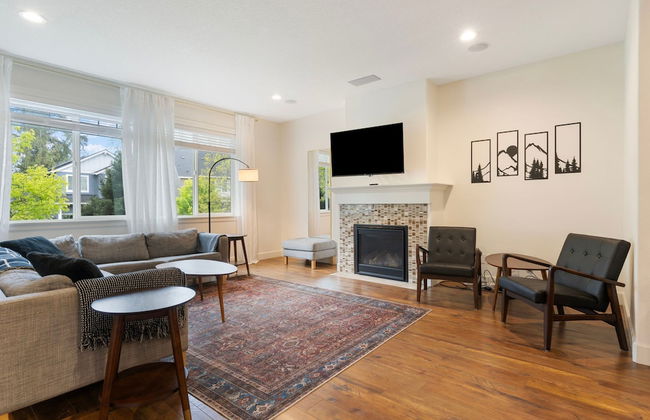 Luxurious 3BR Home in the Heart of Hillsboro - Photo 53