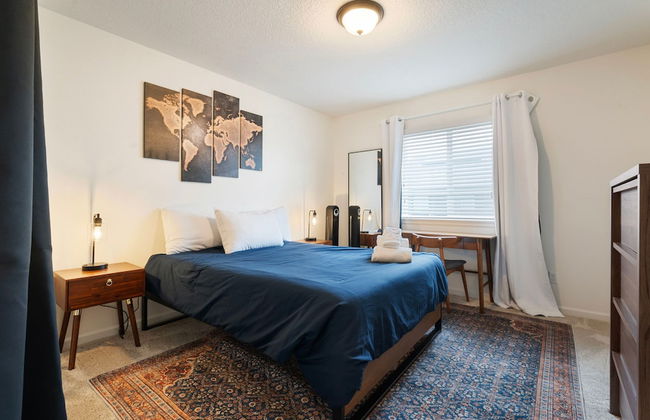 Luxurious 3BR Home in the Heart of Hillsboro - Photo 49