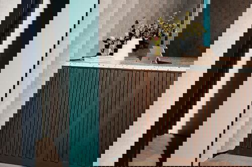 Photo 2 - Vertus Edit Canary Wharf