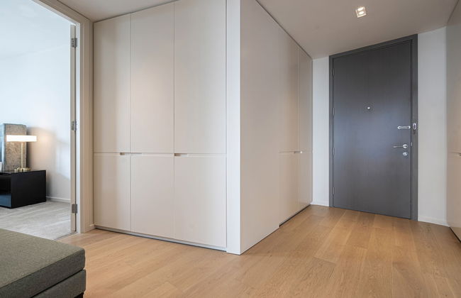 Deluxe Riverside Apartment With City Views - Foto 9