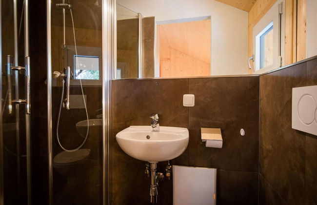 Lavish Chalet With Finnish Sauna - Photo 9