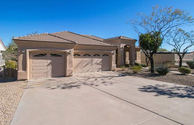 Fabulous 4-bdrm W/breathtaking Views & Pool! - Photo 34