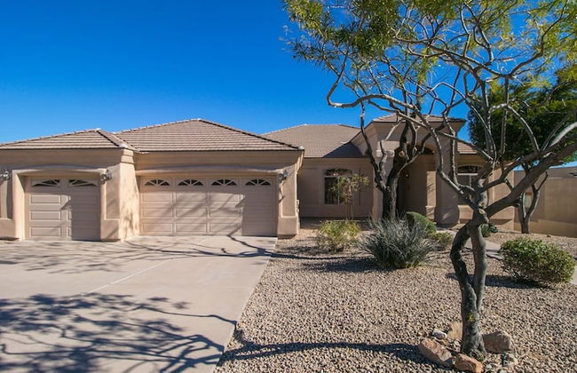 Fabulous 4-bdrm W/breathtaking Views & Pool! - Photo 32
