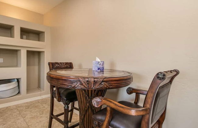 Fabulous 4-bdrm W/breathtaking Views & Pool! - Photo 18