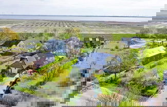 Photo 1 - Haus in Fantastischer Lage auf Nordstrand