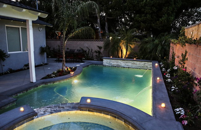 Fantastic 6 bedroom 4 bath Pool Home - Foto 25