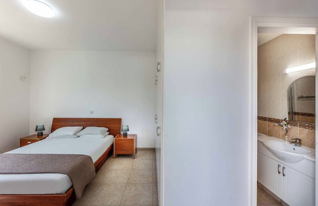 Villa Ultima - Photo 9