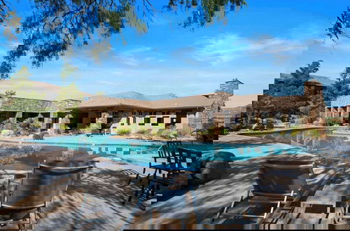 Photo 32 - Vintage Desert 5 BDR w/ Resort Amenities