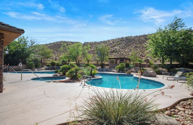 Vintage Desert 5 BDR w/ Resort Amenities - Foto 41