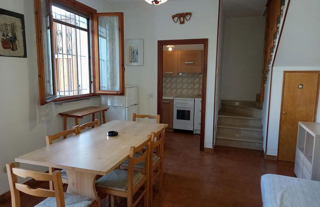 Apartment With Private Garden - Foto 9