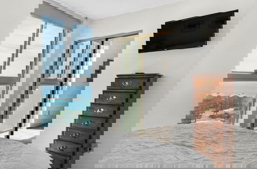 Foto 2 - Tristan Towers Unit 8C