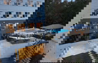 Foto 1 - Landing at Crestline
