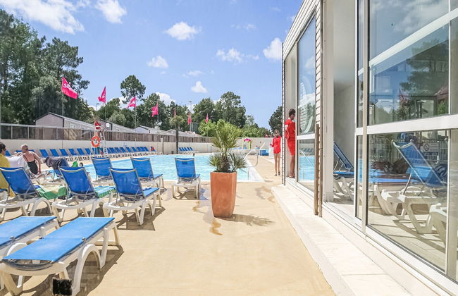 Swanky Mobile Home in Saint Jean de Monts Near Seabeach - Photo 69